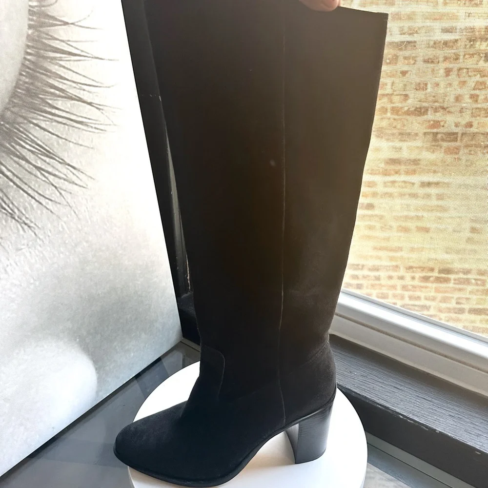 Vince Camuto vince camuto